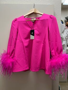 NWT Tuckernuck  Hot Pink Feather Cuff V-Neck Blouse